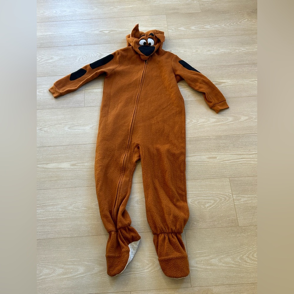 Scooby doo micro fleece blanket sleeper size 8